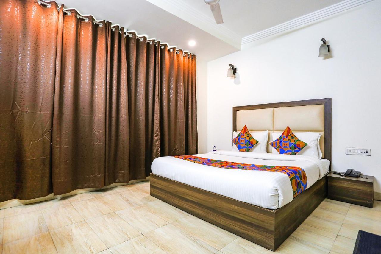 Fabhotel Jpm The Grand Bella - Nr Nehru Place Market New Delhi Extérieur photo