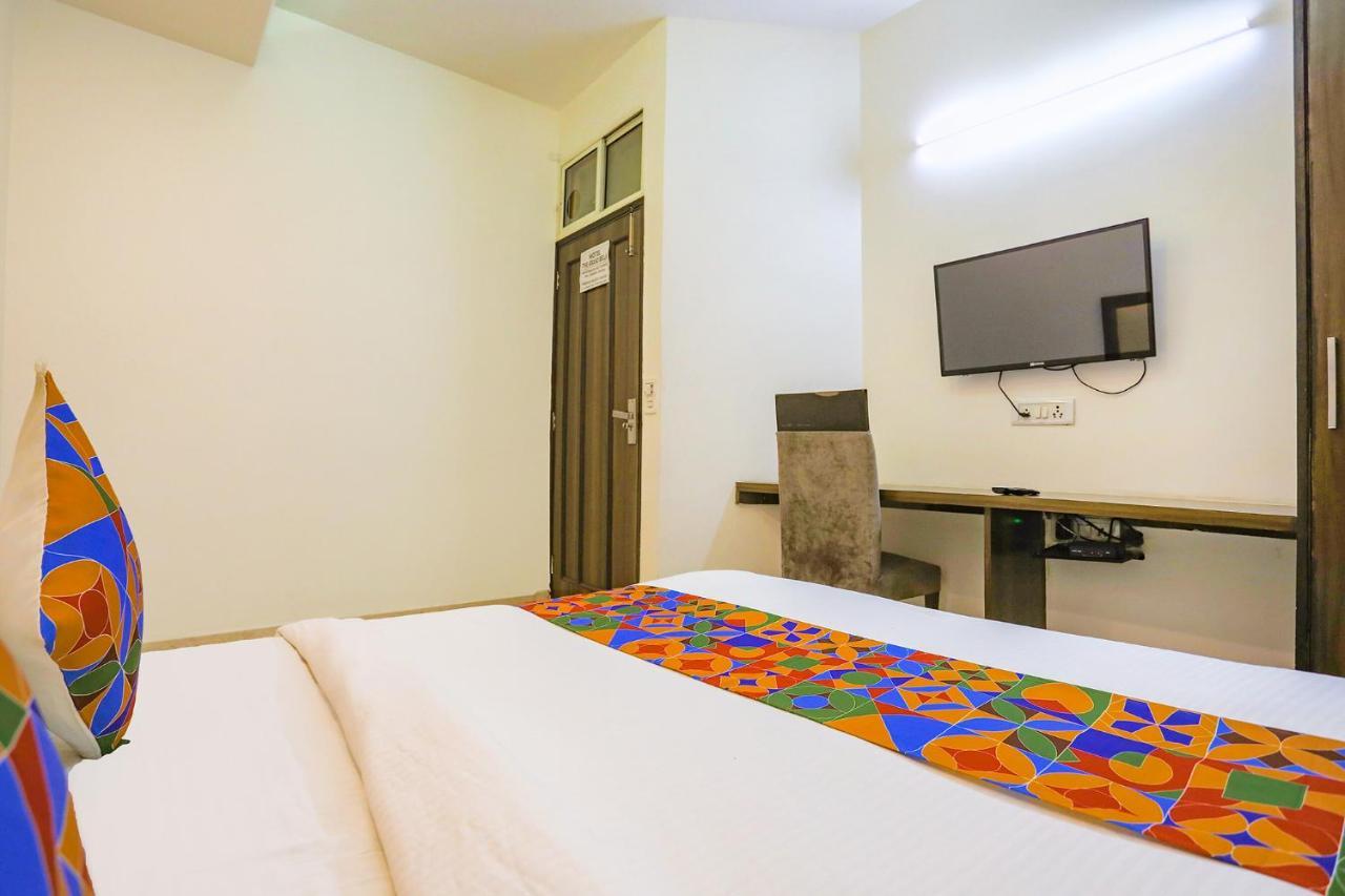 Fabhotel Jpm The Grand Bella - Nr Nehru Place Market New Delhi Extérieur photo