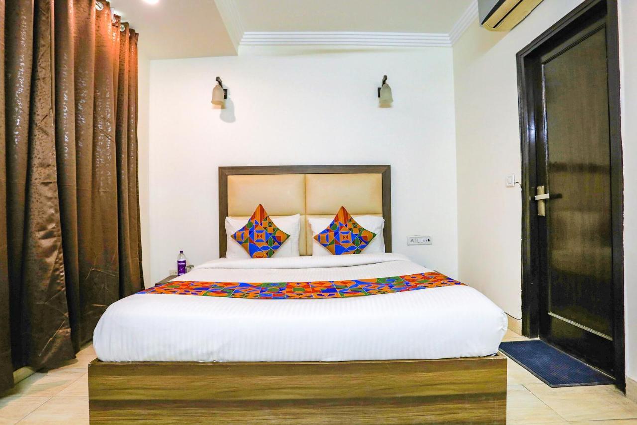 Fabhotel Jpm The Grand Bella - Nr Nehru Place Market New Delhi Extérieur photo